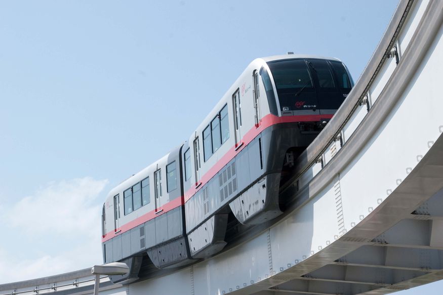 沖繩不開車怎麼玩？單軌電車